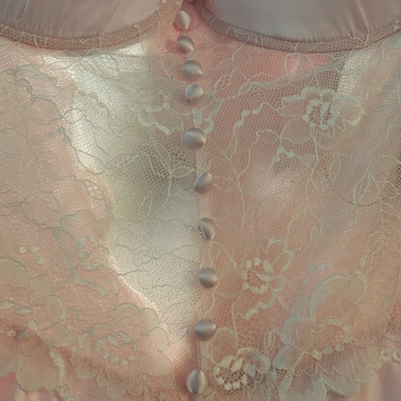 Dolls Kill Belle Kiss Satin Gown Size XXL - Picture 4 of 4